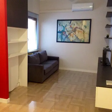 Apartment Center *
